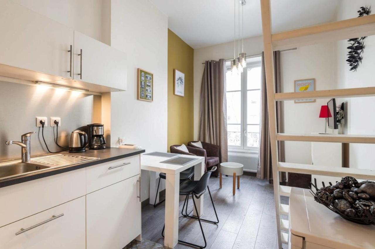 Guestready - Gorgeous Duplex Studio In Central リヨン エクステリア 写真